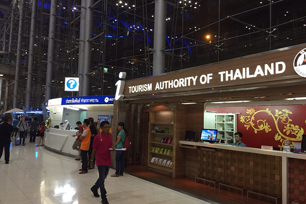 9-Go-to-meeting-point-at-Suvarnabhumi-International-Airport